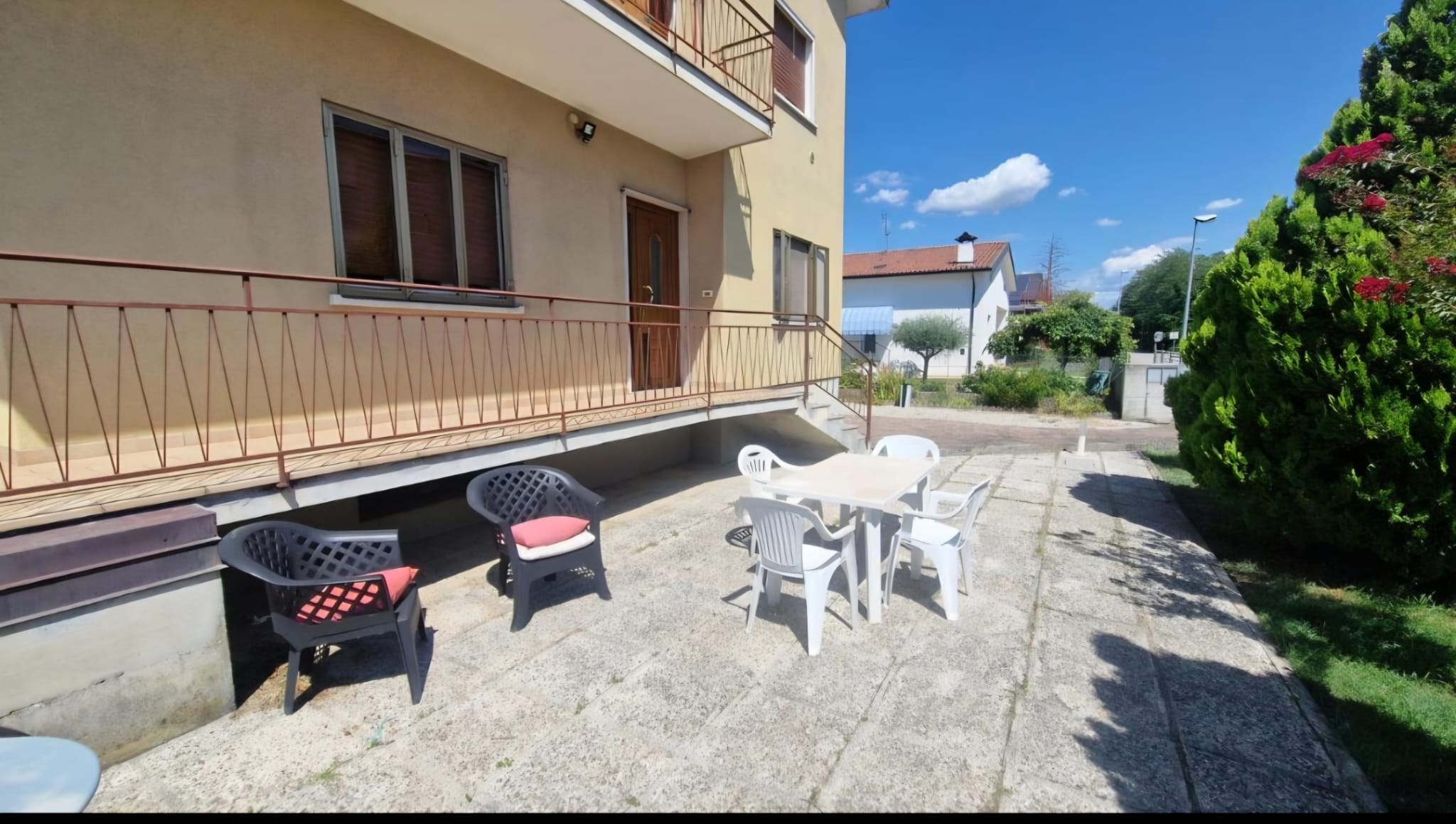 Spazio esterno privato